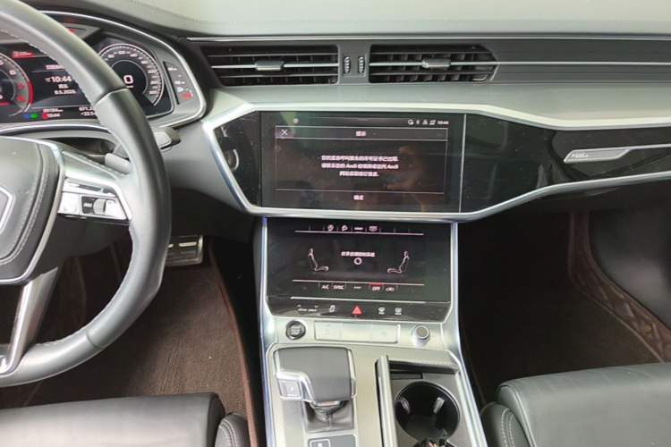 Used Audi A6L 2023 40 TFSI Luxury Prestige Edition Audio And AC Panel
