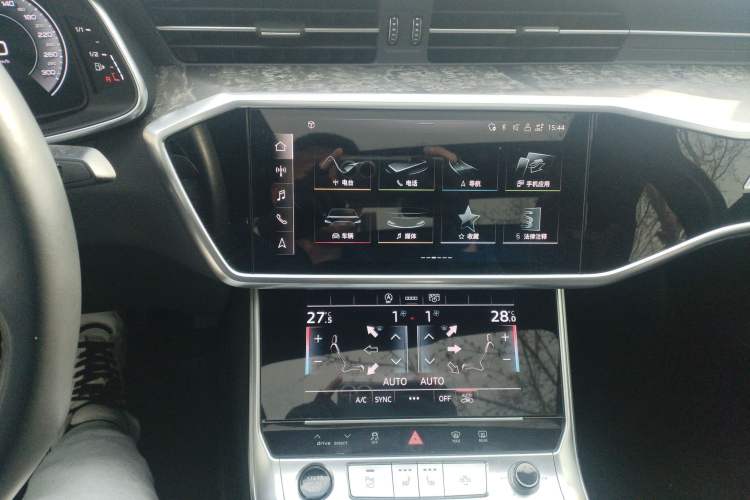 Used Audi A6L 2023 Revised 45 TFSI Prestige Dynamic Edition Audio And AC Panel