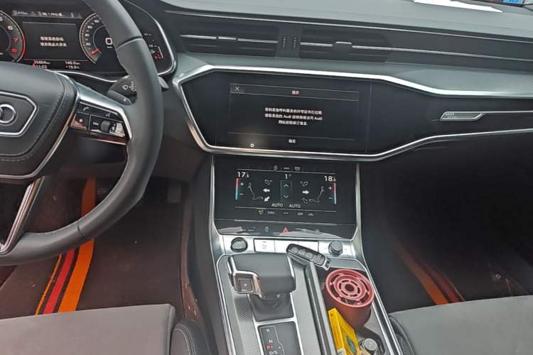 Used Audi A6L 2023 40 TFSI Luxury Dynamic Model Audio And AC Panel