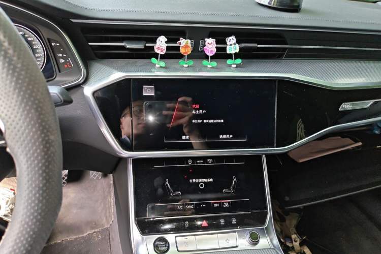 Used Audi A6L 2023 45 TFSI Prestige Dynamic Edition Audio And AC Panel