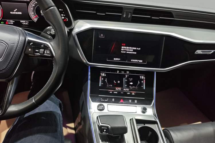 Used Audi A6L 2023 45 TFSI Prestige Elegant Edition Audio And AC Panel