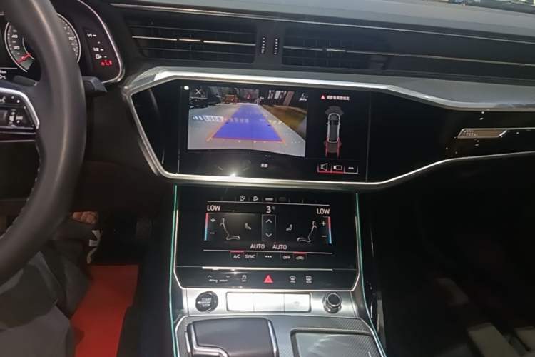 Used Audi A6L 2023 Revised 40 TFSI Luxury Dynamic Edition Audio And AC Panel