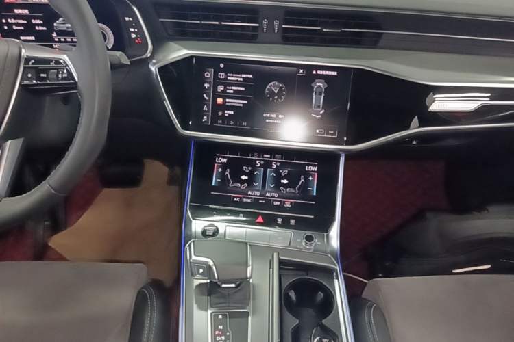Used Audi A6L 2023 Revised 45 TFSI Prestige Dynamic Edition Audio And AC Panel