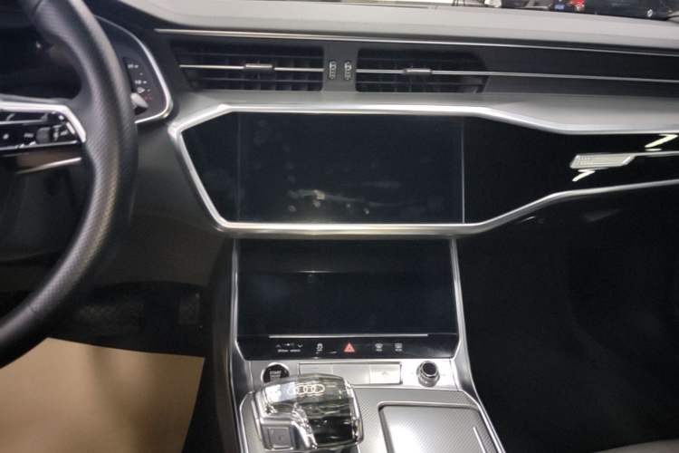 Used Audi A6L 2023 45 TFSI Prestige Dynamic Edition Audio And AC Panel