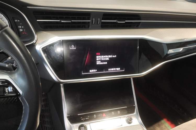 Used Audi A6L 2023 40 TFSI Luxury Dynamic Model Audio And AC Panel