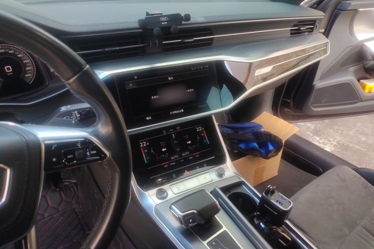Used Audi A6L 2023 40 TFSI Luxury Dynamic Model Audio And AC Panel
