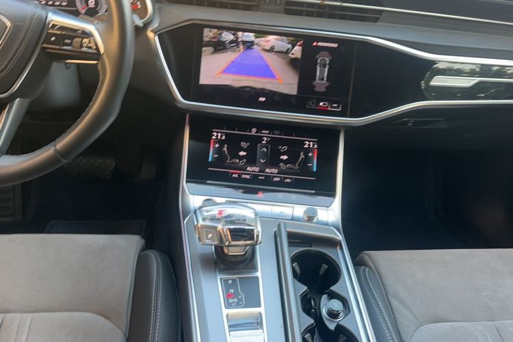Used Audi A6L 2023 Revised 40 TFSI Luxury Dynamic Edition Audio And AC Panel
