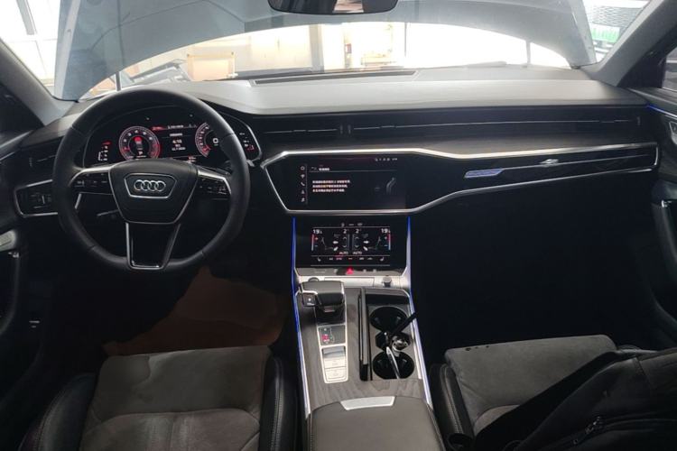 Used Audi A6L 2023 Revised Edition 45 TFSI quattro Prestige Dynamic Version Center Console