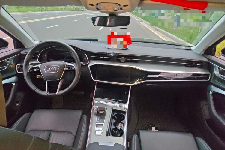 Used Audi A6L 2023 Revised 40 TFSI Luxury Prestige Edition Center Console