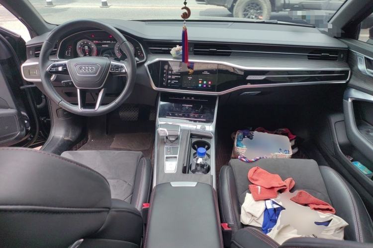 Used Audi A6L 2023 Revised Edition 45 TFSI quattro Prestige Dynamic Version Center Console