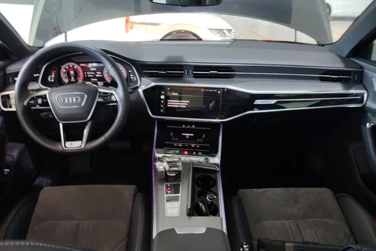 Used Audi A6L 2023 Revised 40 TFSI Luxury Dynamic Edition Center Console