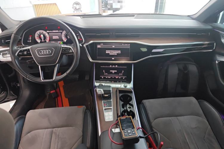 Used Audi A6L 2023 45 TFSI quattro Prestige Dynamic Edition Center Console
