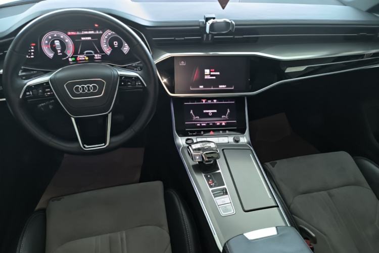 Used Audi A6L 2023 Revised 45 TFSI Prestige Dynamic Edition Center Console