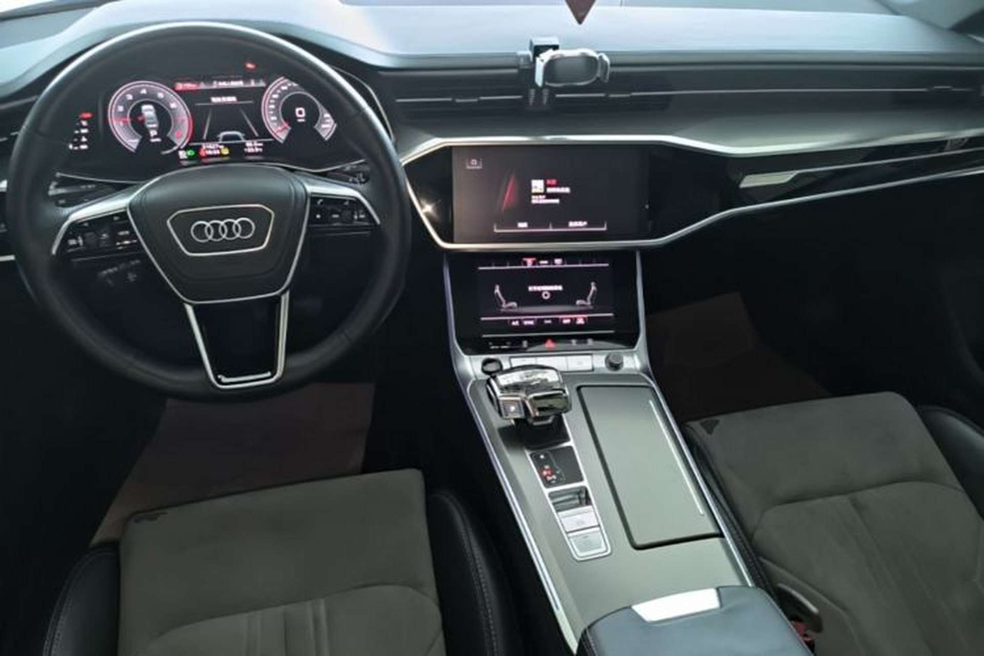 Used Audi A6L 2023 Revised 45 TFSI Prestige Dynamic Edition Center Console