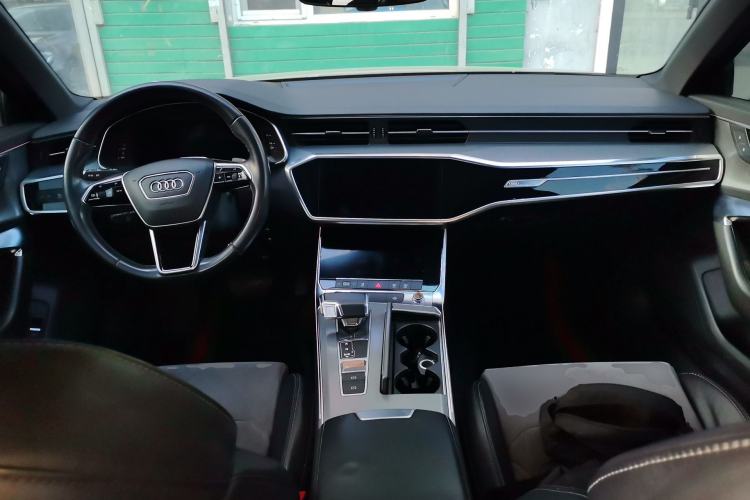 Used Audi A6L 2023 40 TFSI Luxury Dynamic Model Center Console