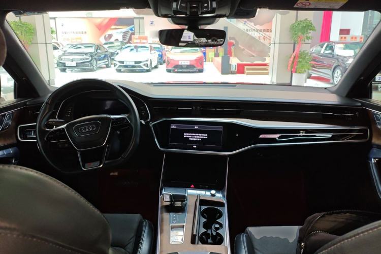 Used Audi A6L 2023 55 TFSI quattro Prestige Dynamic Edition Center Console