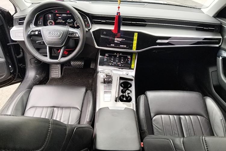 Used Audi A6L 2023 Revised 40 TFSI Luxury Prestige Edition Center Console