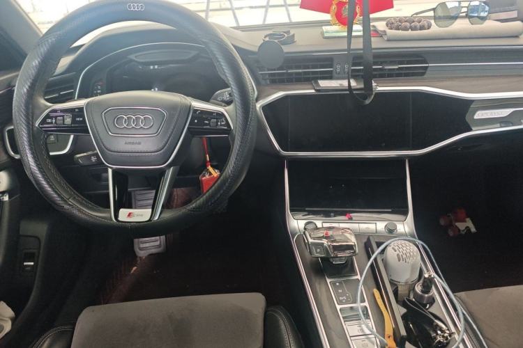 Used Audi A6L 2023 45 TFSI quattro Prestige Dynamic Edition Center Console