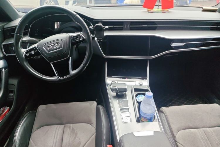 Used Audi A6L 2023 40 TFSI Luxury Dynamic Model Center Console