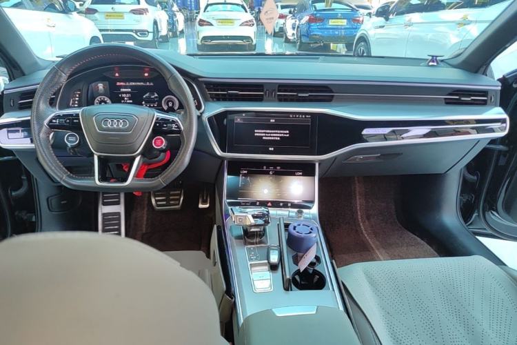 Used Audi A6L 2023 40 TFSI Luxury Dynamic Model Center Console