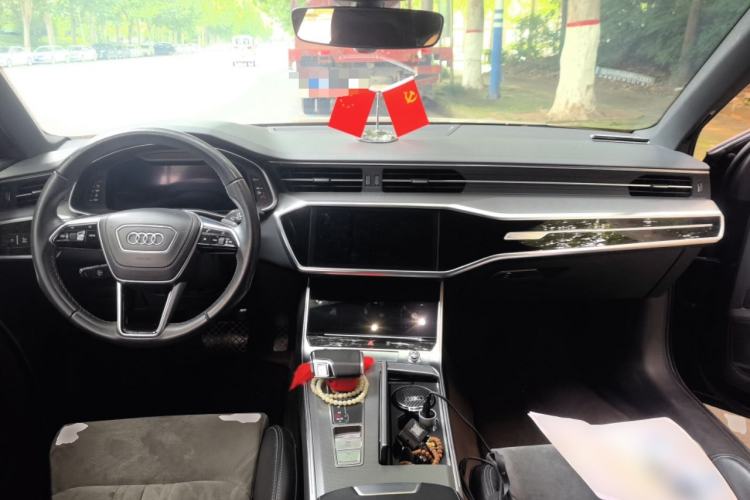 Used Audi A6L 2023 Revised 45 TFSI Prestige Dynamic Edition Center Console