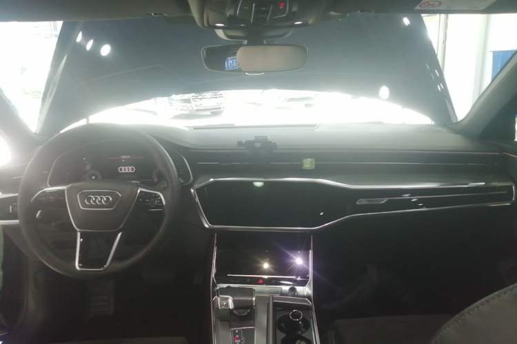 Used Audi A6L 2023 45 TFSI Prestige Dynamic Edition Center Console
