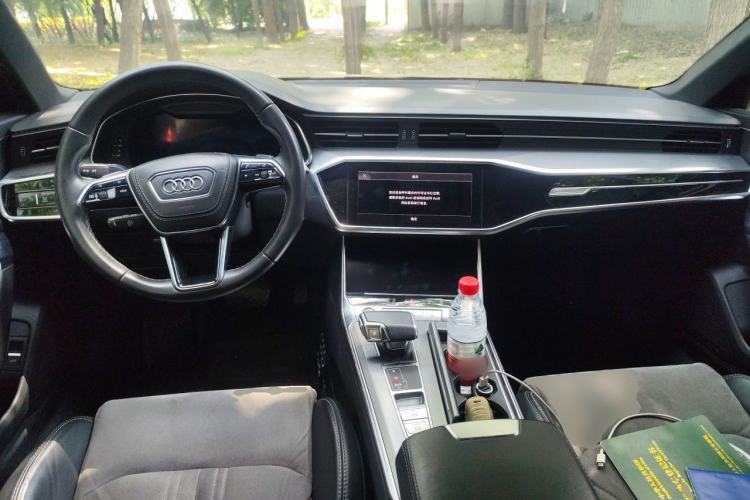 Used Audi A6L 2023 45 TFSI Prestige Dynamic Edition Center Console