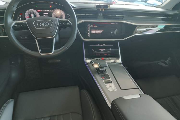 Used Audi A6L 2023 Revised 45 TFSI Prestige Dynamic Edition Center Console