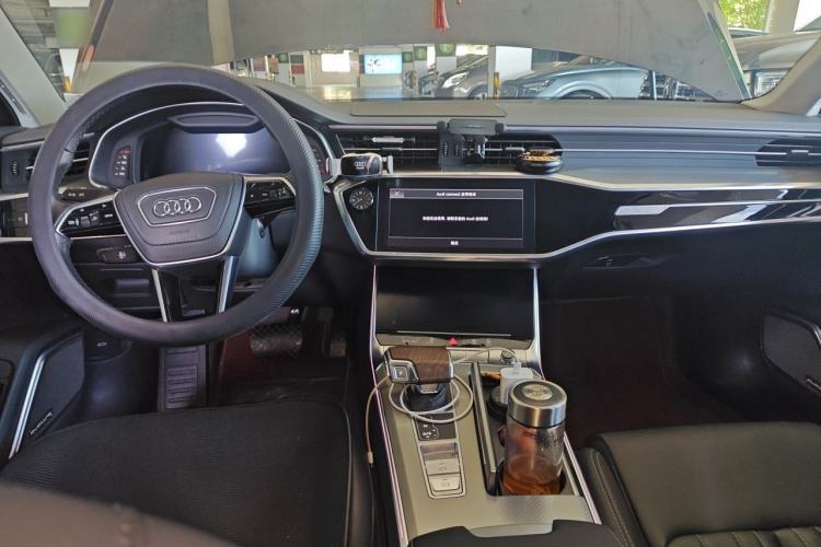 Used Audi A6L 2023 40 TFSI Luxury Prestige Edition Center Console