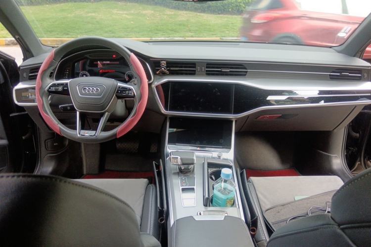 Used Audi A6L 2023 45 TFSI Prestige Dynamic Edition Center Console