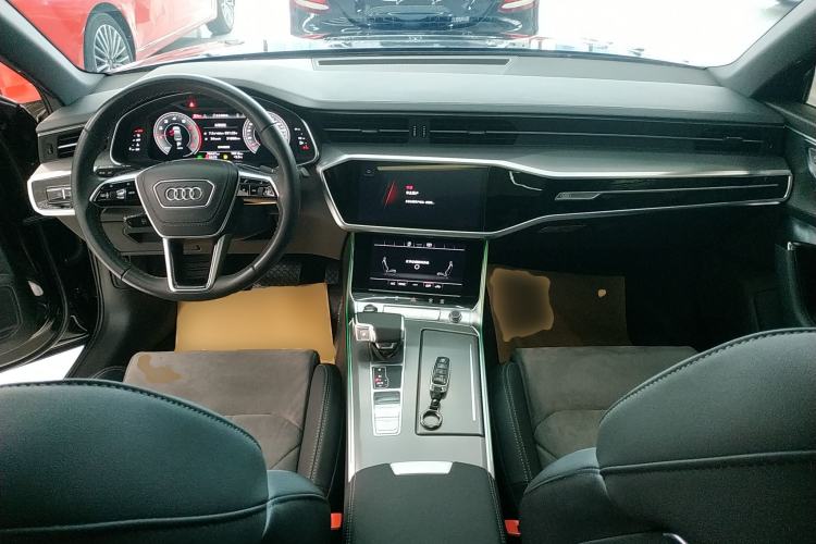 Used Audi A6L 2023 Revised 40 TFSI Luxury Dynamic Edition Center Console