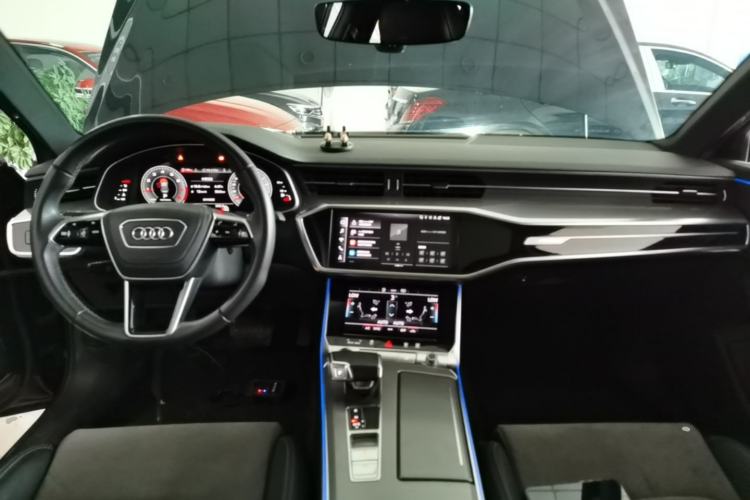 Used Audi A6L 2023 40 TFSI Luxury Dynamic Model Center Console