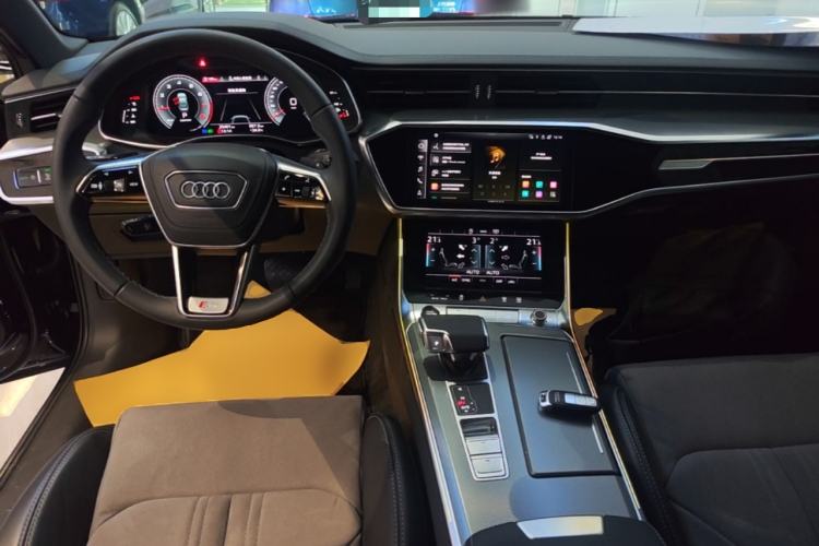 Used Audi A6L 2023 Revised 45 TFSI Prestige Dynamic Edition Center Console