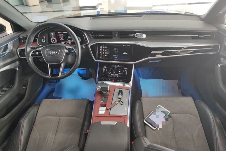 Used Audi A6L 2023 Revised 40 TFSI Luxury Dynamic Edition Center Console