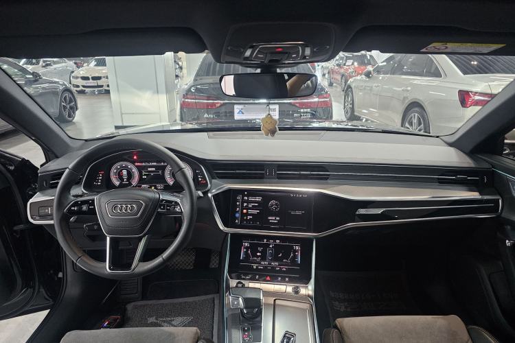 Used Audi A6L 2023 40 TFSI Luxury Dynamic Model Center Console