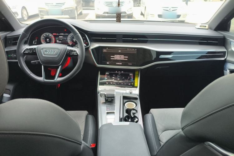 Used Audi A6L 2023 Revised 40 TFSI Luxury Dynamic Edition Center Console