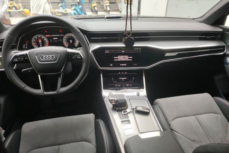 Used Audi A6L 2023 Revised 45 TFSI Prestige Dynamic Edition Center Console