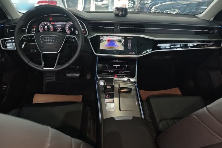 Used Audi A6L 2023 Revised 45 TFSI Prestige Dynamic Edition Center Console