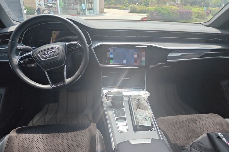 Used Audi A6L 2023 45 TFSI Prestige Dynamic Edition Center Console