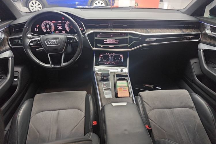Used Audi A6L 2023 Revised 45 TFSI Prestige Dynamic Edition Center Console
