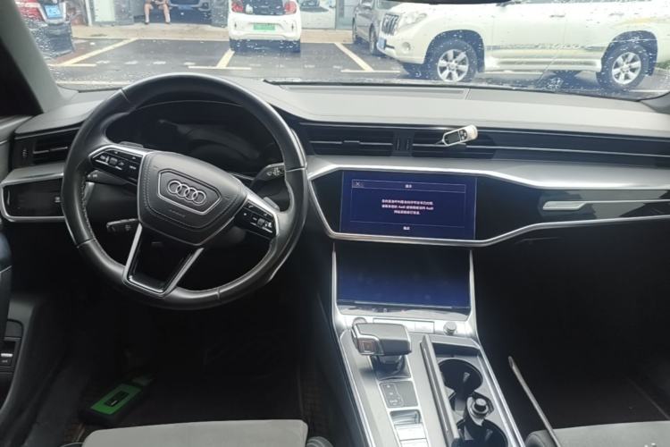 Used Audi A6L 2023 40 TFSI Luxury Dynamic Model Center Console