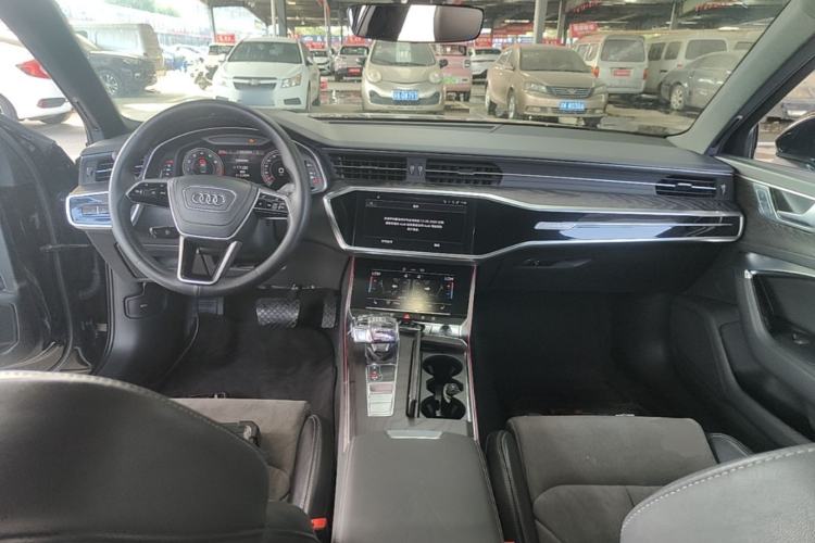 Used Audi A6L 2023 Revised Edition 45 TFSI quattro Prestige Dynamic Version Center Console