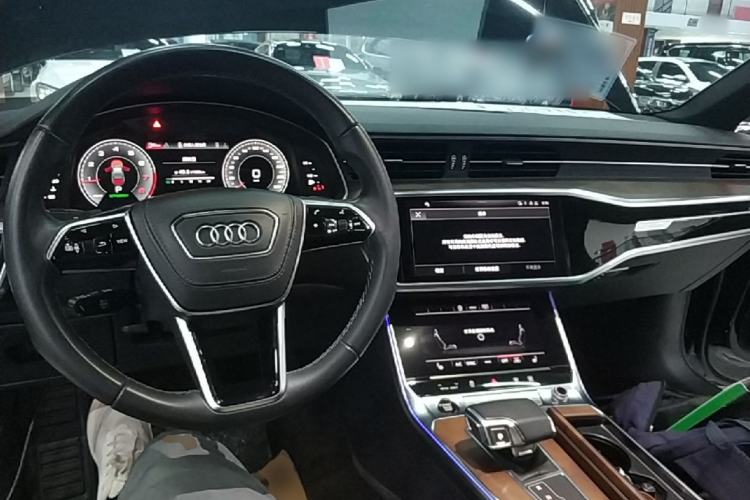 Used Audi A6L 2023 45 TFSI quattro Prestige Dynamic Edition Center Console