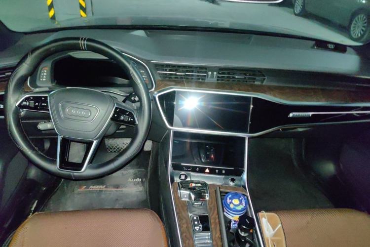 Used Audi A6L 2023 45 TFSI Prestige Dynamic Edition Center Console