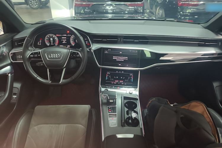 Used Audi A6L 2023 45 TFSI Prestige Dynamic Edition Center Console