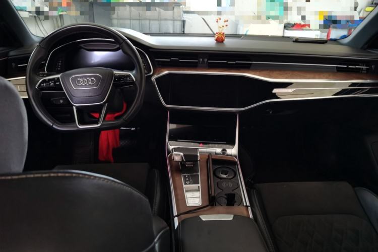 Used Audi A6L 2023 55 TFSI quattro Prestige Dynamic Edition Center Console