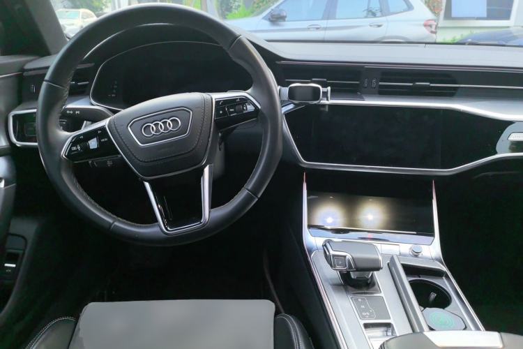 Used Audi A6L 2023 Revised 45 TFSI Prestige Dynamic Edition Center Console