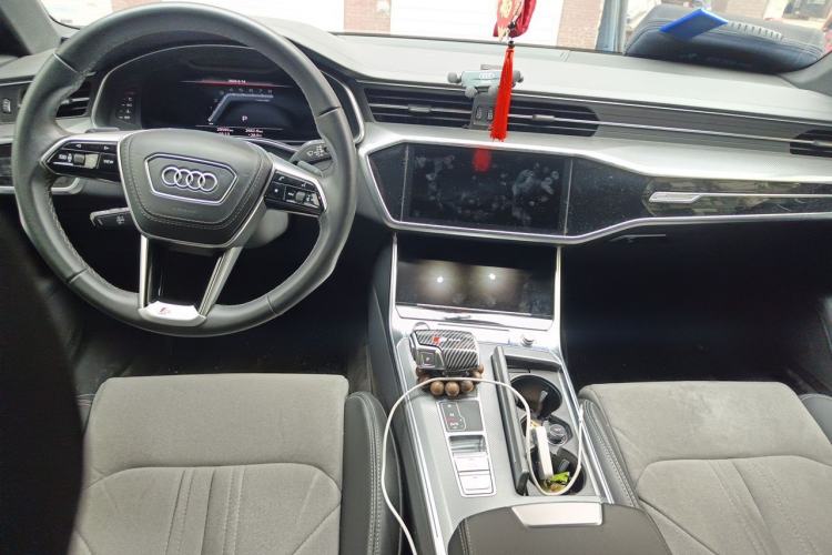 Used Audi A6L 2023 Revised 45 TFSI Prestige Dynamic Edition Center Console