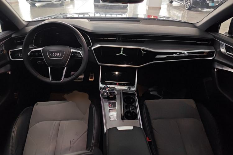 Used Audi A6L 2023 45 TFSI Prestige Dynamic Edition Center Console