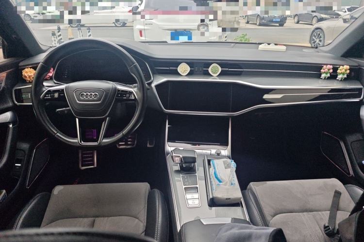 Used Audi A6L 2023 45 TFSI Prestige Dynamic Edition Center Console